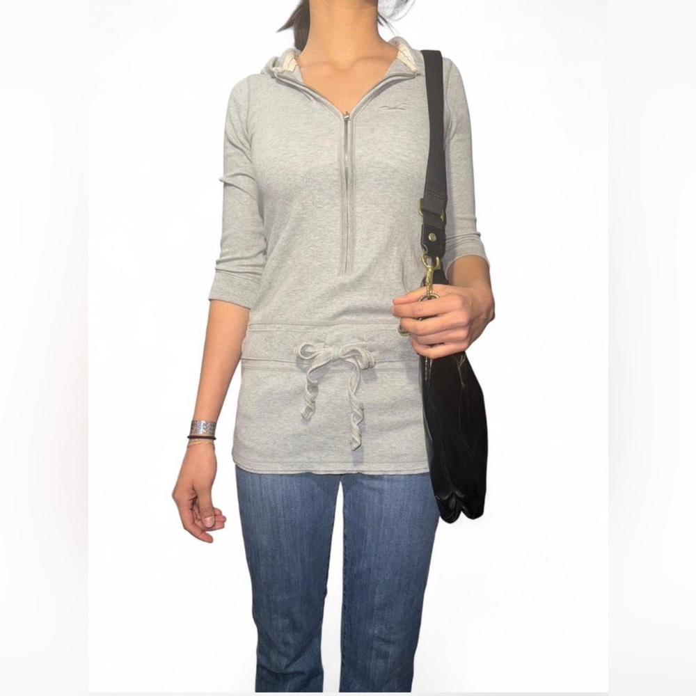 Hollister Y2K Vintage Low Waist Tie Casual top.